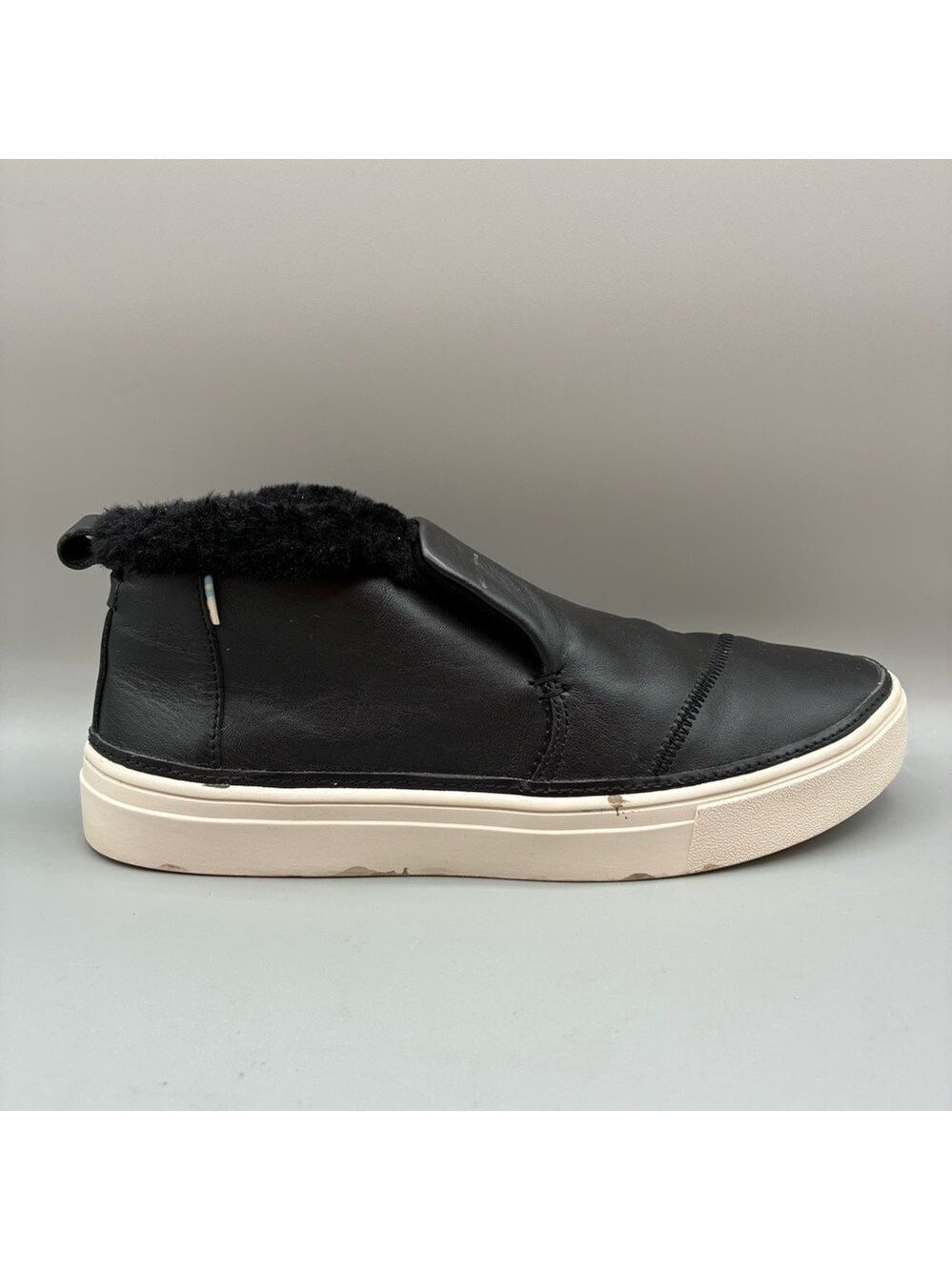 Toms Paxton Cow Leather Slip On Sneakers Women’s 7.5 Black Faux Fur Lined